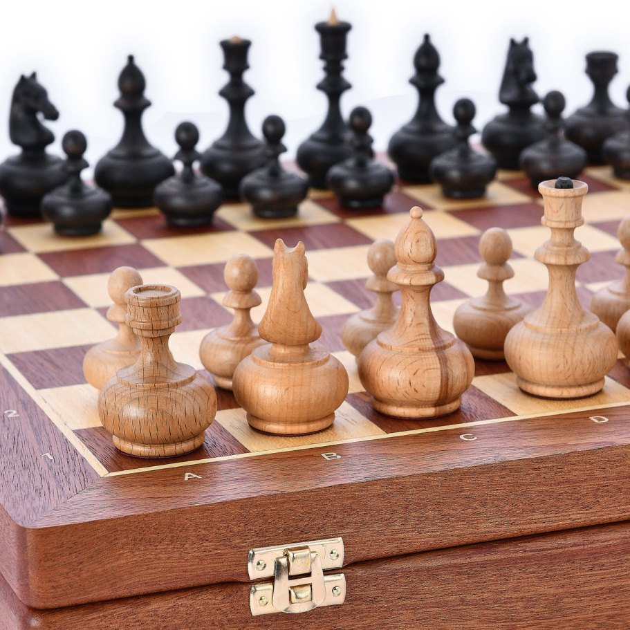 Шахматы в ларце "Гамбит" бук, WoodGames купить в Санкт-Петербурге Шахматы в ларце "Гамбит" бук, WoodGames купить в Санкт-Петербурге