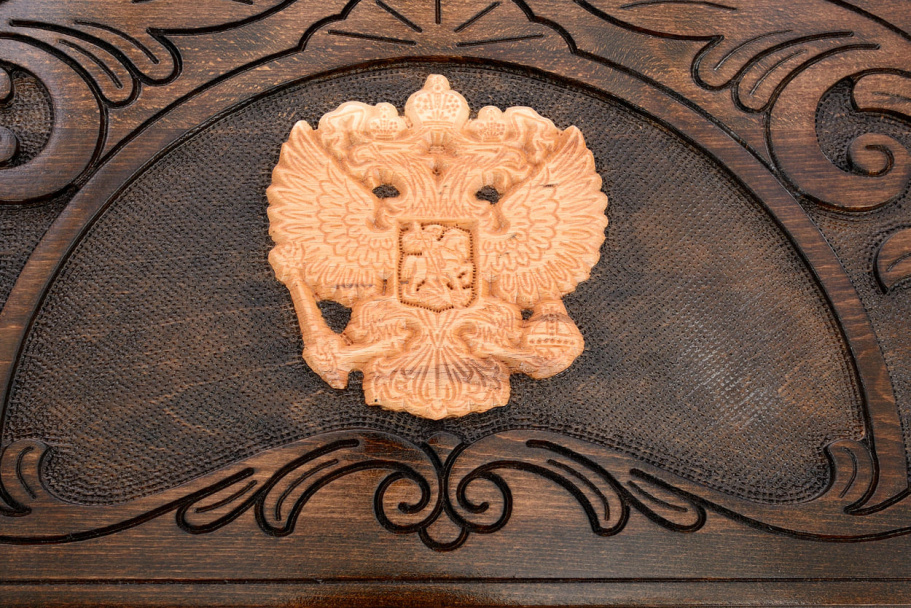 Нарды резные "Герб России" большие 60, Osipov купить в Санкт-Петербурге