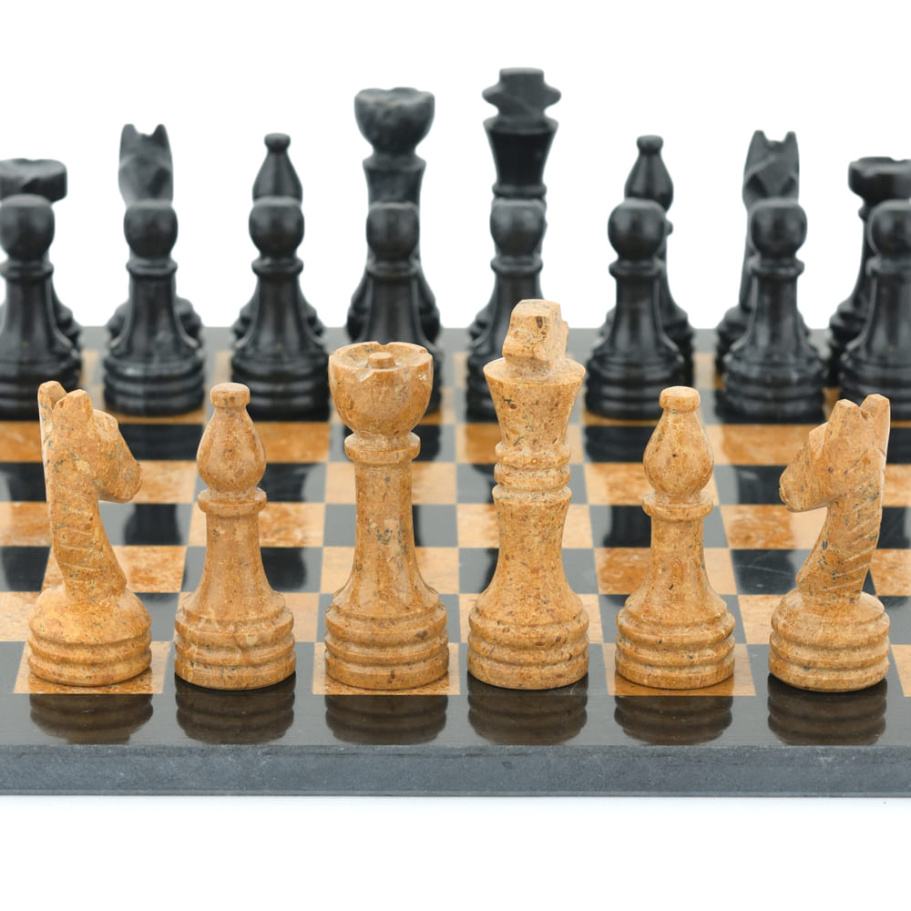 Шахматы из камня "Илион" мрамор и ракушечник 30 купить в Санкт-Петербурге