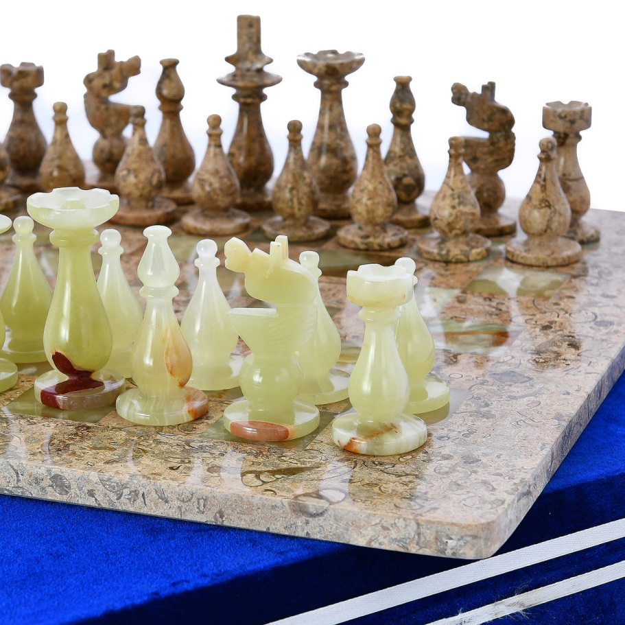 Шахматы каменные "Триада" оникс и ракушечник 40 купить в Санкт-Петербурге