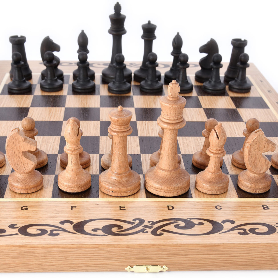 Шахматы + нарды резные "Блокер" дуб, WoodGames купить в Санкт-Петербурге Шахматы + нарды резные "Блокер" дуб, WoodGames купить в Санкт-Петербурге