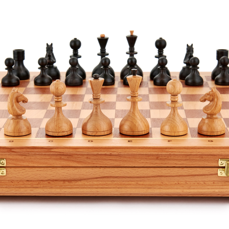 Шахматы в ларце "Авангард" бук купить в Санкт-Петербурге